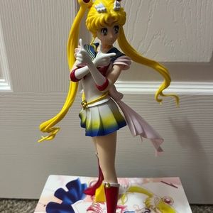 Sailor Moon figure
